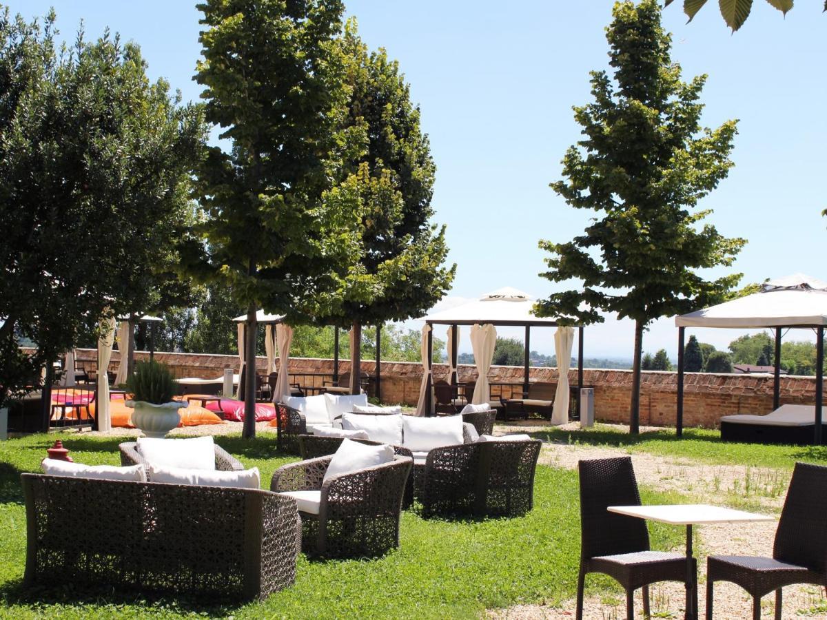 Montaldo Castle & Resort Montaldo Torinese Εξωτερικό φωτογραφία